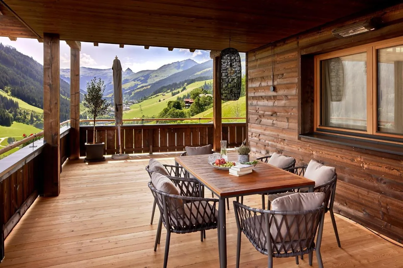 Mei.Berg Premium View Appartements Saalbach-Hinterglemm Aparthotel