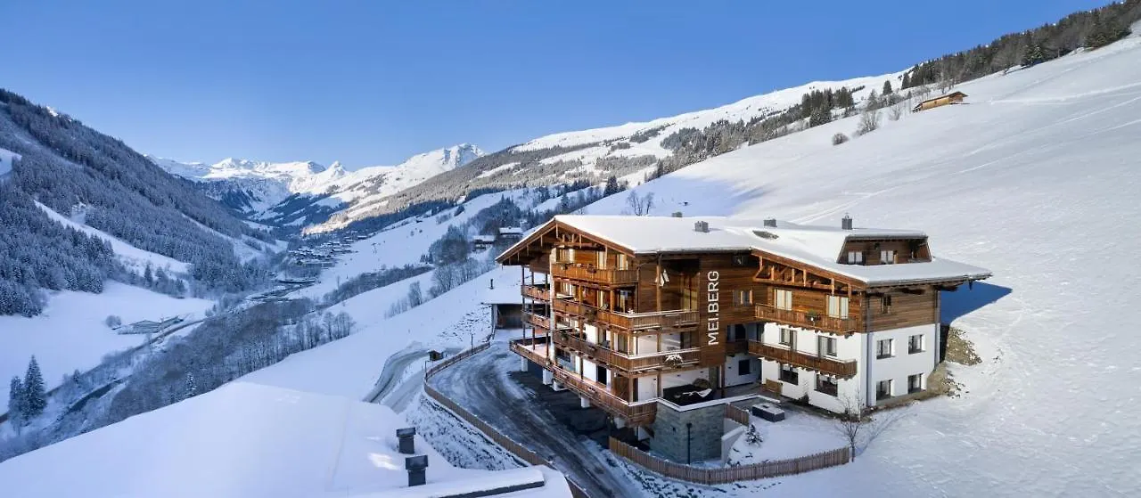 Mei.Berg Premium View Appartements Saalbach-Hinterglemm 0*,